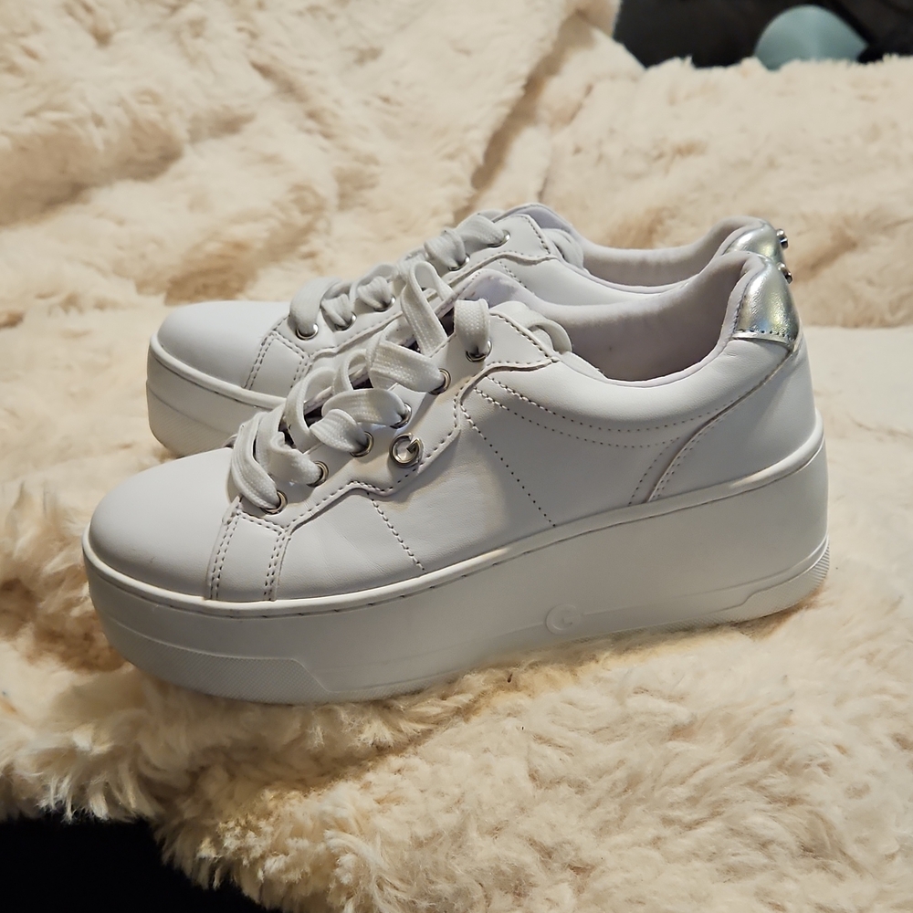 GBG Los Angeles White Platform Sneakers with Iridescent Heel Tab